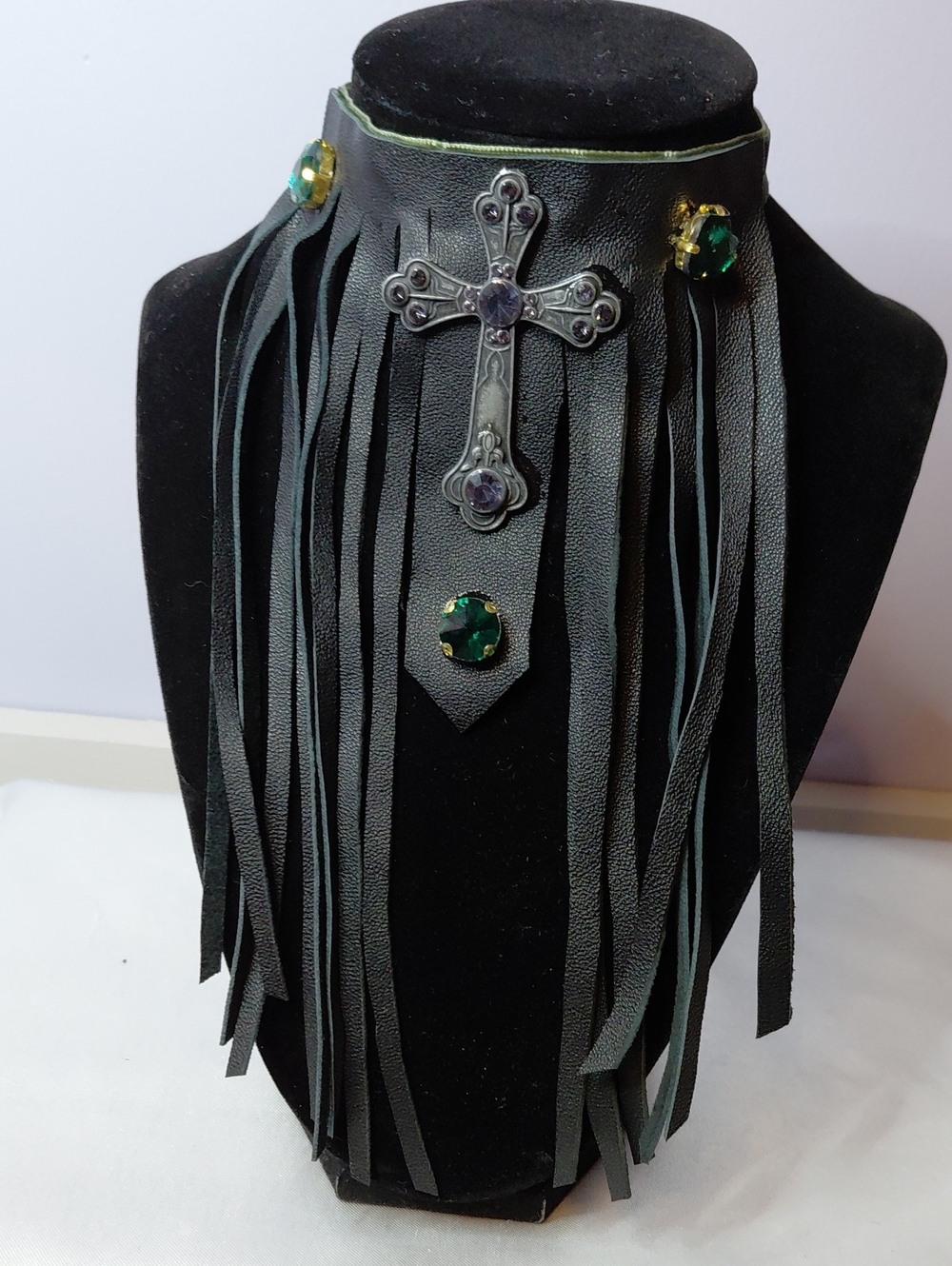 VIKING LOOKING REAL LEATHER Necklace